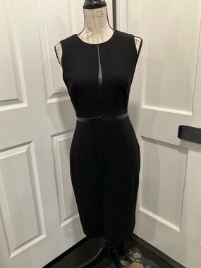 WHITE HOUSE BLACK MARKET. BOATNECK SHEATH WITH FAUX LEATHER  INSERTS